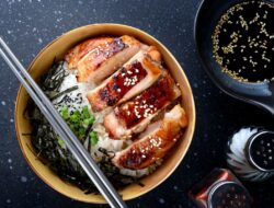 Resep Bowl Ayam Panggang Madu dan Sayuran yang Lezat