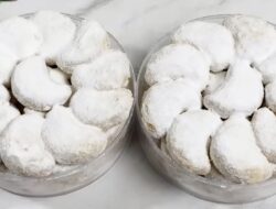 Tips Bikin Kue Putri Salju Tidak Remuk dan Tahan Lama